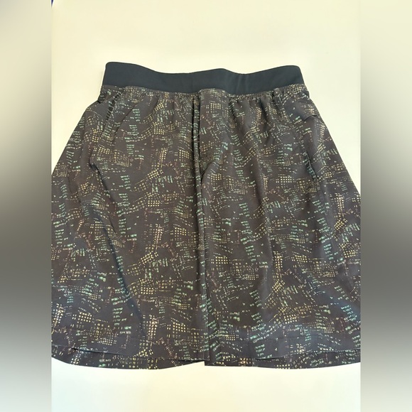 Lululemon 10” inseam unlined shorts size‎ large - Picture 1 of 6